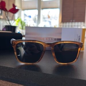 RAEN, Lumis, Santa Fe tort polarized. BRAND NEW IN BOX